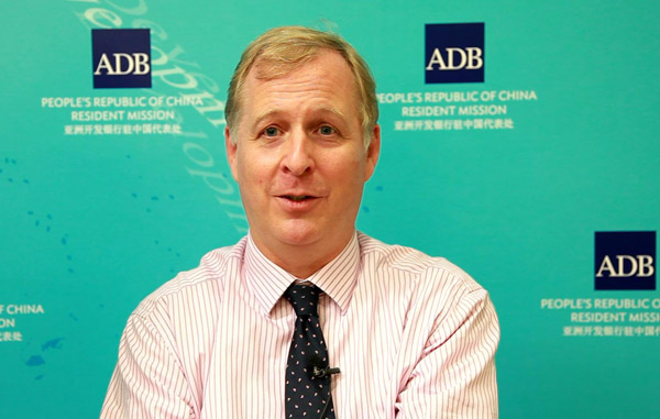 【百名外國人看中國】亞洲開發(fā)銀行駐中國代表處首席代表:各國應(yīng)學(xué)習(xí)中國保持經(jīng)濟(jì)穩(wěn)健增長