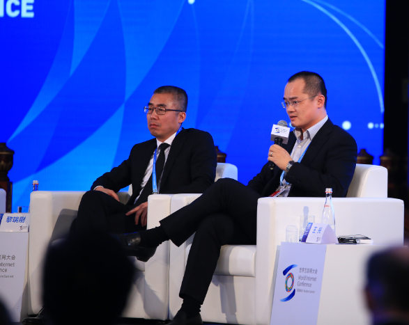 論壇上發表演講的嘉賓都有誰