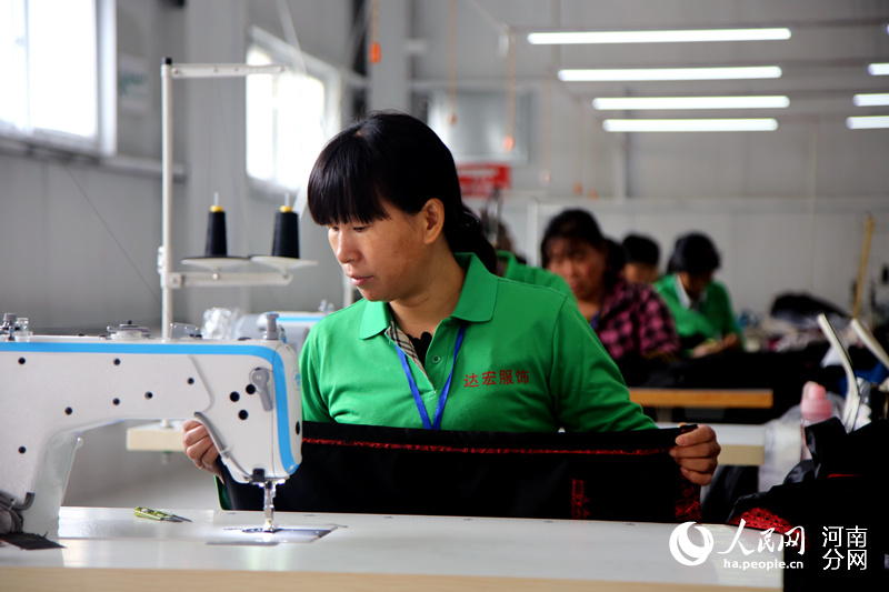 【網(wǎng)媒走轉(zhuǎn)改】“桐柏英雄”譜寫脫貧新篇章