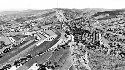 甘肅華家?guī)X:壯士埋骨地 蒼黃變青蔥 甘肅華家?guī)X:壯士埋骨地 蒼黃變青蔥