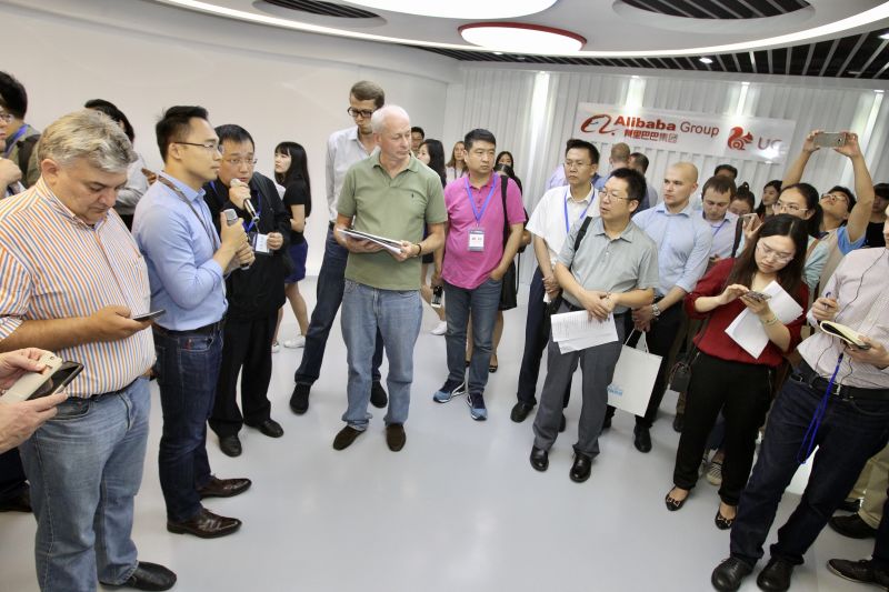 UC海外布局成果豐碩 期待與俄深度合作