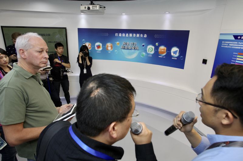 UC海外布局成果豐碩 期待與俄深度合作