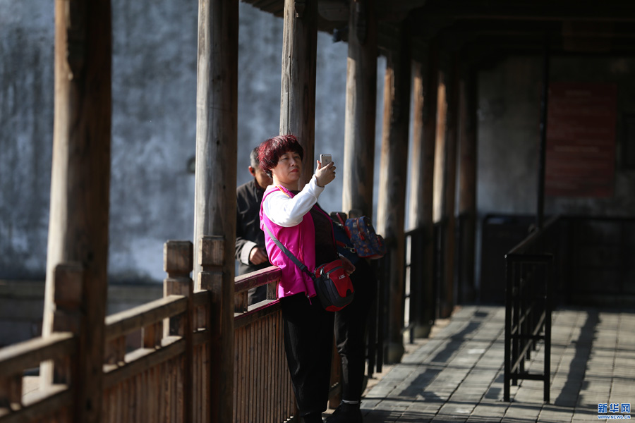 有顏值更有氣質(zhì)：千年水鄉(xiāng)啟動“烏鎮(zhèn)時間”