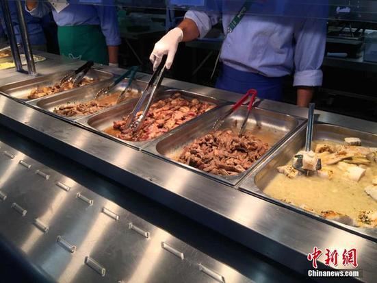 探訪里約奧運村餐廳 外形酷似蔬菜大棚