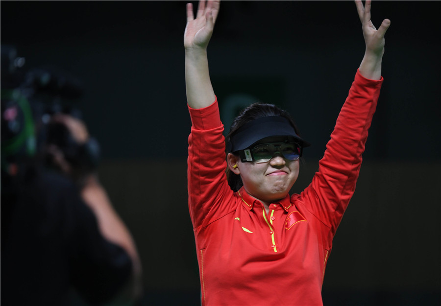 中國(guó)首金！ 張夢(mèng)雪女子十米氣手槍奪冠