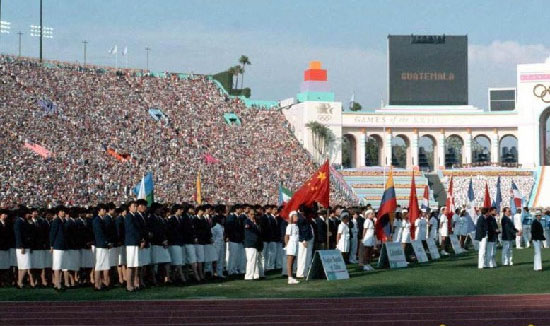 “西紅柿炒雞蛋”入場服火了! 中國隊竟然穿了三屆奧運