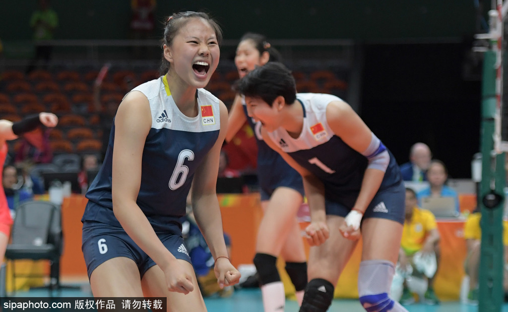 中國女排勇奪金牌 回顧冠軍之路的精彩瞬間