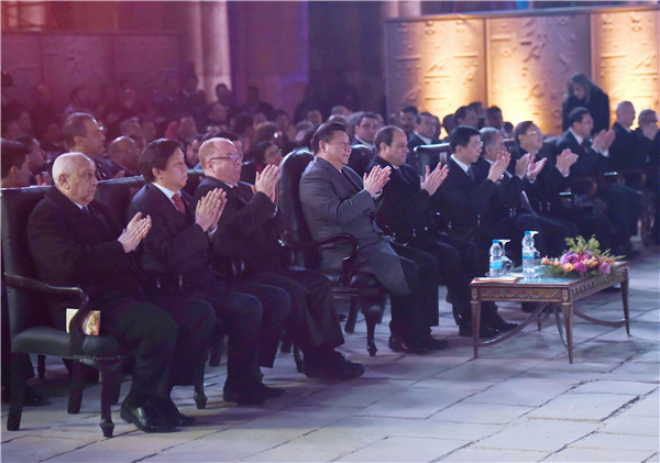 習近平和埃及總統塞西共同出席中埃建交60周年慶?；顒郁?016中埃文化年開幕式