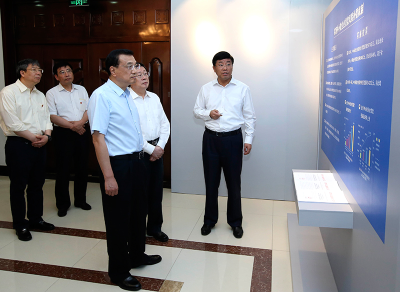 李克強體驗“飛鴿”:我愿為中國自行車做廣告