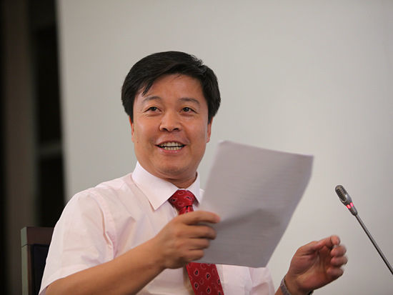 習(xí)近平治國(guó)理政“100句話”之：不能讓制度成為紙老虎、稻草人