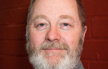 【2018兩會·改革新征程】習(xí)近平講話強(qiáng)調(diào)推動經(jīng)濟(jì)高質(zhì)量發(fā)展 獲國際學(xué)者點贊