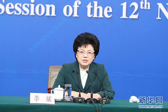 李斌：從細節上改進服務 提升群眾就醫的獲得感