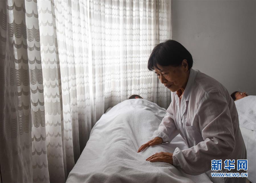 周克秀:用針灸為秘魯人民消病除痛的中國醫生(組圖)