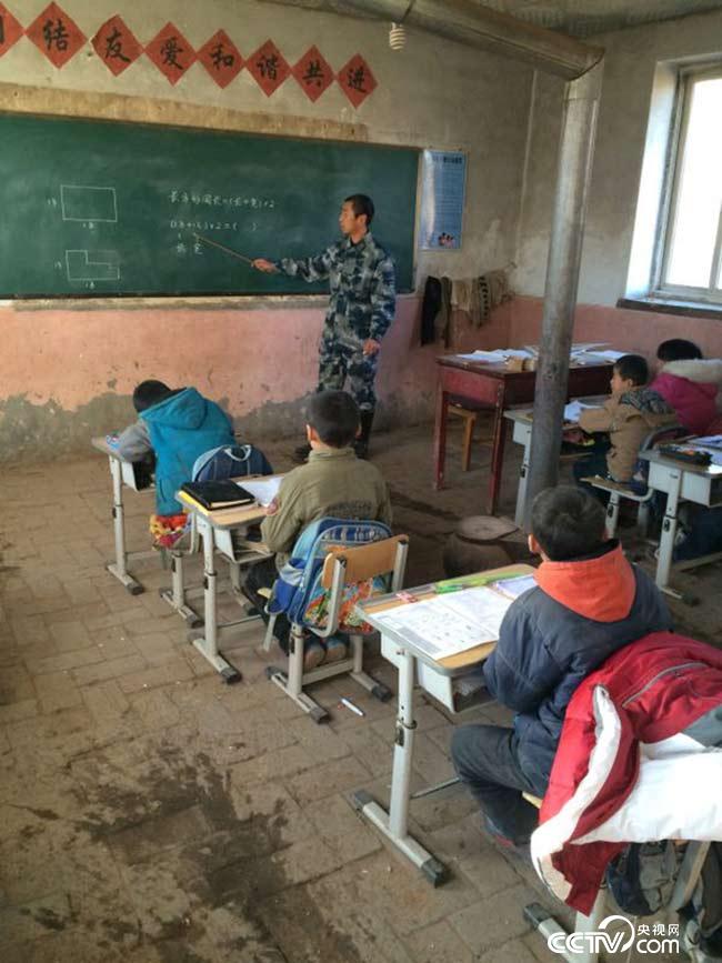 向退役軍人致敬!褪下戎裝,他們還是那個兵!