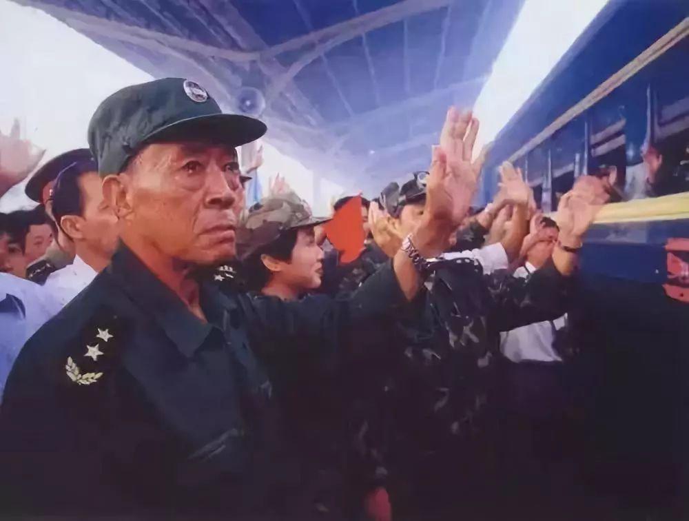 【我和軍隊(duì)的不解之緣】你是人間的大英雄!