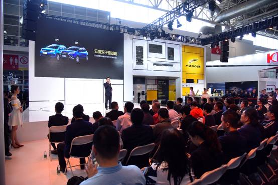 π7全球首發(fā) π家族悉數(shù)亮相 技術(shù)積淀鑄就新能源未來(lái)