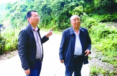 班子一條心 脫貧就有戲 班子一條心 脫貧就有戲