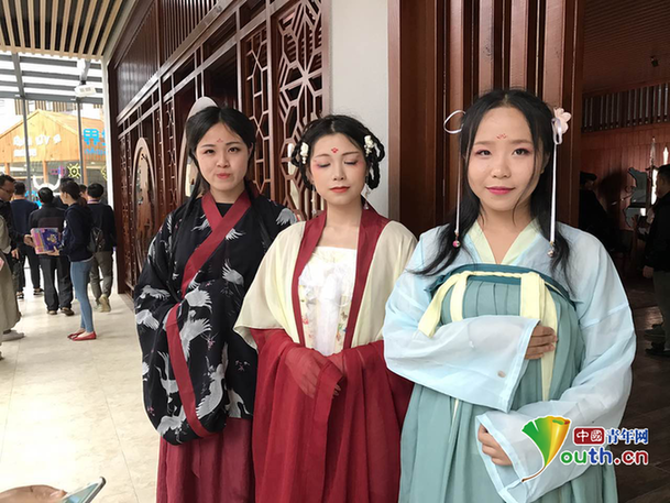 【砥礪奮進的五年·聚焦大數據】貴安新區(qū)VR小鎮(zhèn):大數據的可視化