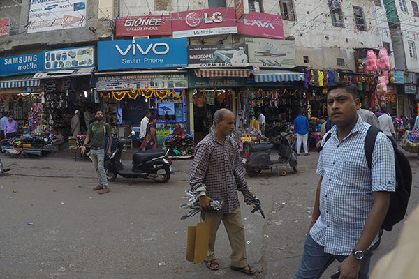 中國智能手機(jī)廠商搶奪印度市場