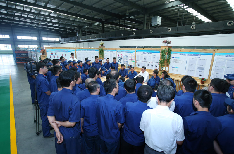 2015年習近平與群眾在一起的親密瞬間