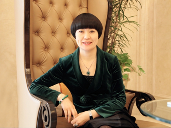 地產華表獎:樓艷青榮獲房地產領軍人物獎