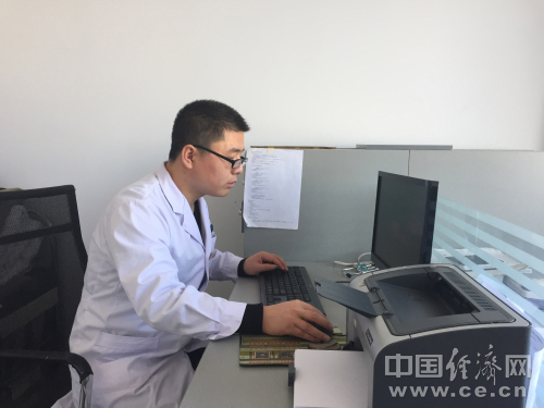 【網絡媒體走轉改】年三十值班的醫護人員(組圖)