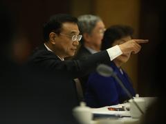 2016兩會：李克強首次發聲釋放哪些信號？