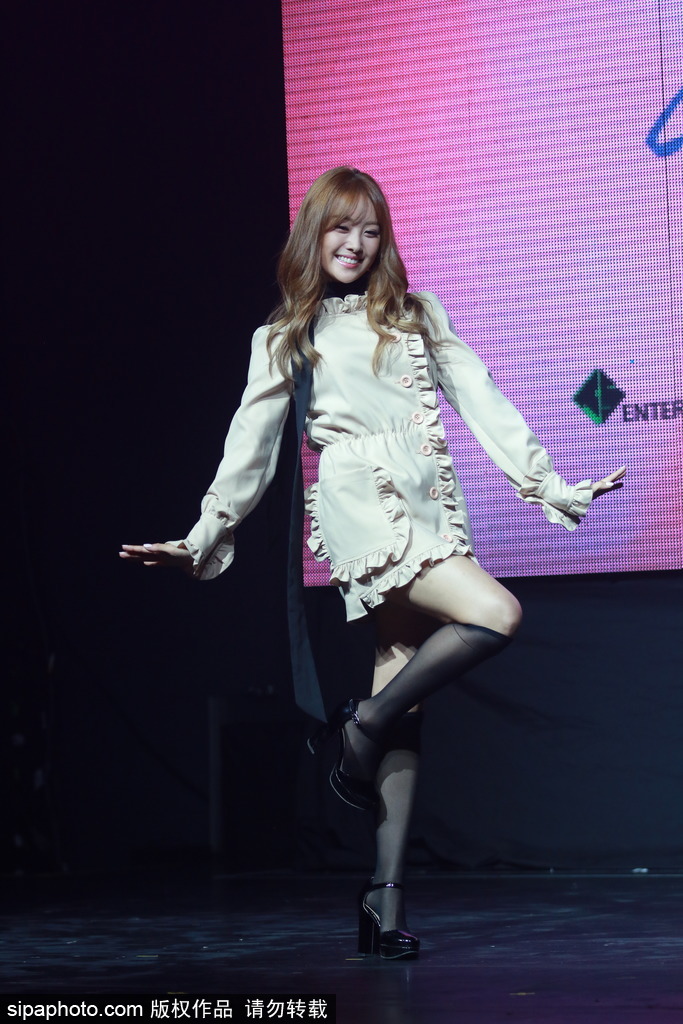 Secret 宋枝恩迷你專輯showcase 現(xiàn)場(chǎng)勁歌熱舞性感來(lái)襲