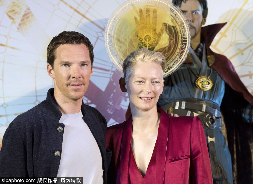 《奇異博士》香港發布會 “女王”蒂爾達·斯文頓氣場強大力壓卷福