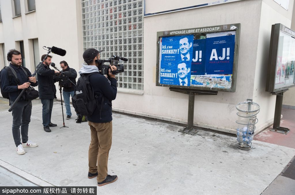 記者節(jié) 盤點(diǎn)鏡頭背后國(guó)外媒體人的“洪荒之力”