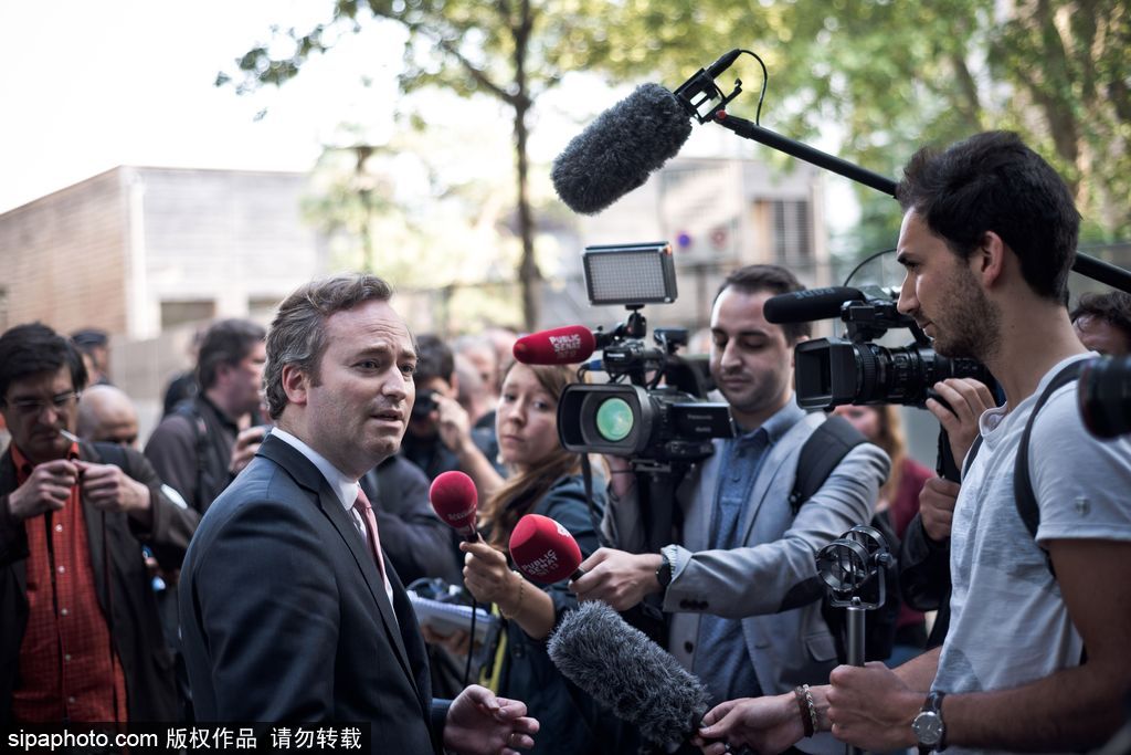 記者節(jié) 盤點(diǎn)鏡頭背后國(guó)外媒體人的“洪荒之力”