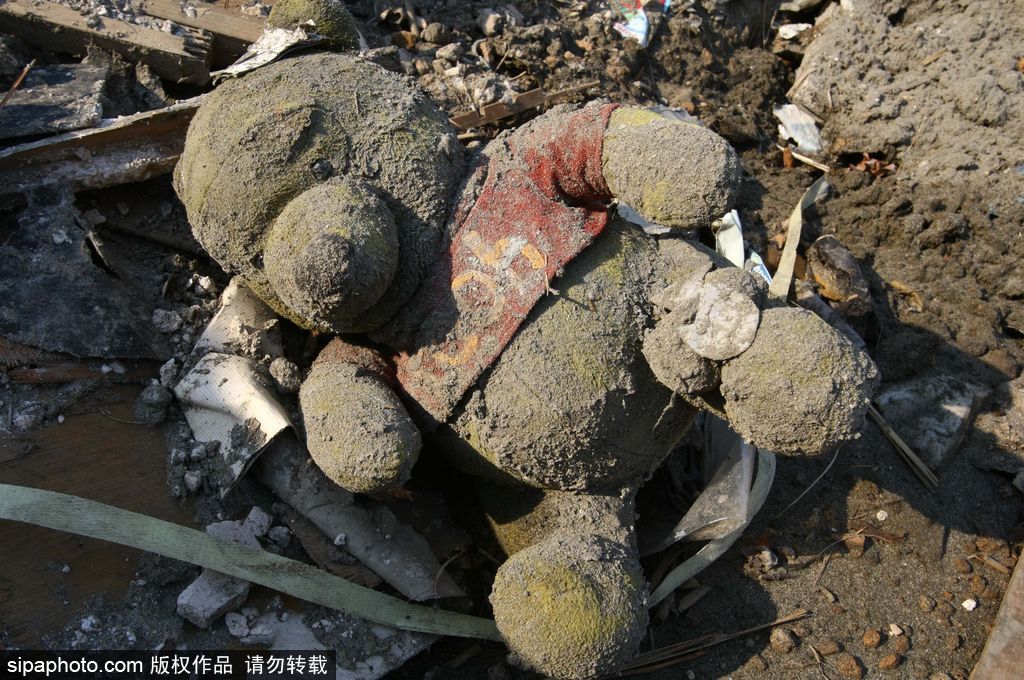 回顧福島隔離區3.11地震慘景 時隔五年地震再添創傷