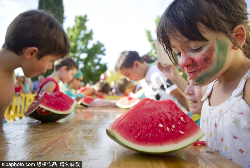 腦洞大過天！盤點全球各類奇葩比賽