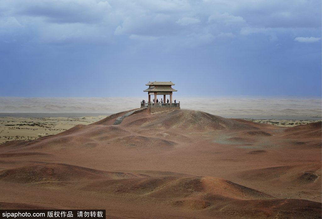 雄關(guān)漫道大漠狂風(fēng) 盤(pán)點(diǎn)全球令人窒息的沙漠美景