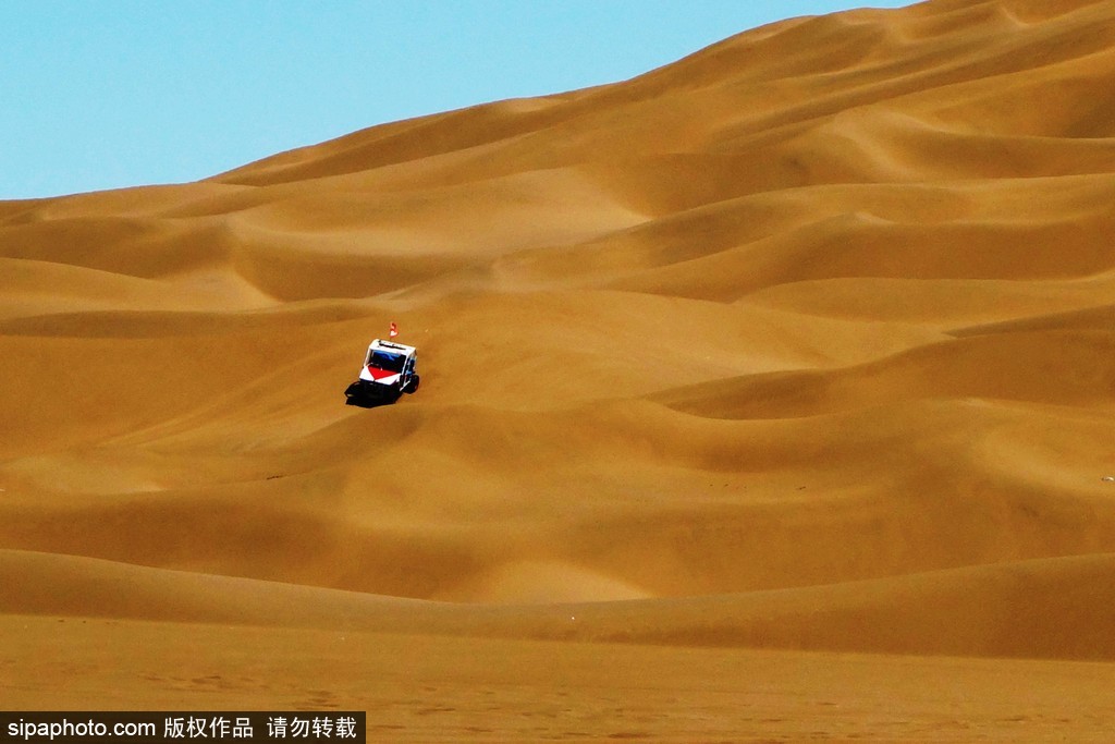 雄關(guān)漫道大漠狂風(fēng) 盤點全球令人窒息的沙漠美景