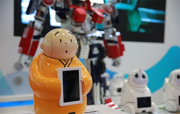 加專家：世界經濟發展離不開創新和開放