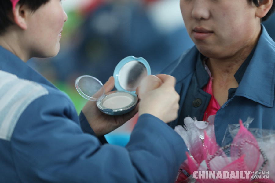 長(zhǎng)春女子監(jiān)獄舉辦春晚 獄警與服刑人員共度新春佳節(jié)