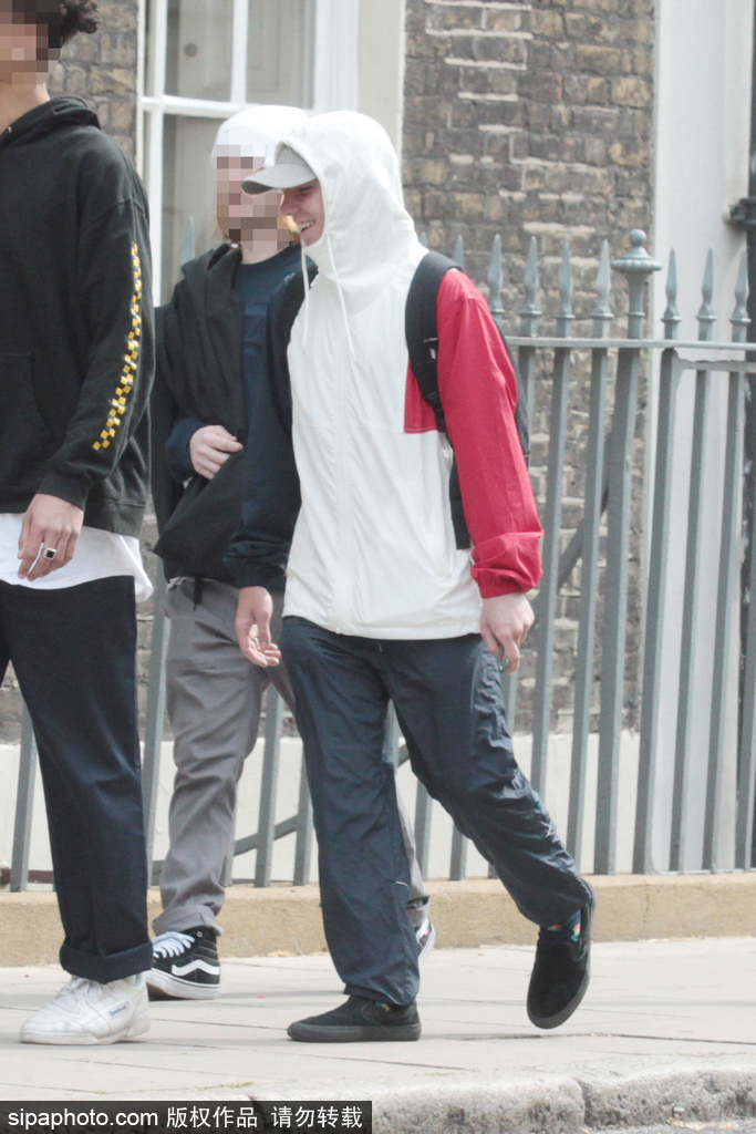 又到一年開學(xué)季 盤點好萊塢萌娃星二代上學(xué)路