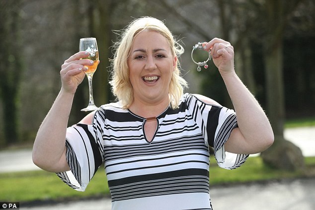 女子被拋棄后中1.2億大獎 馬上通知前男友