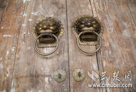 大爺拆遷才知老宅值8億 全是金絲楠木建成(組圖)