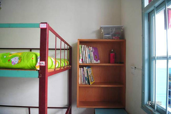 最大農村寄宿小學 近千人靠“剪刀石頭布”打飯