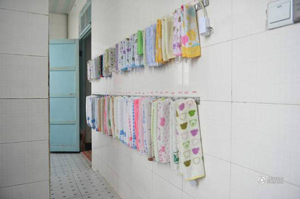 最大農(nóng)村寄宿小學(xué) 近千人靠“剪刀石頭布”打飯