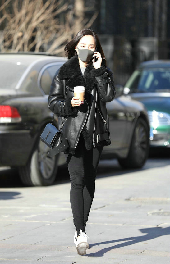 換季發愁穿什么？明星早春穿搭為你做示范