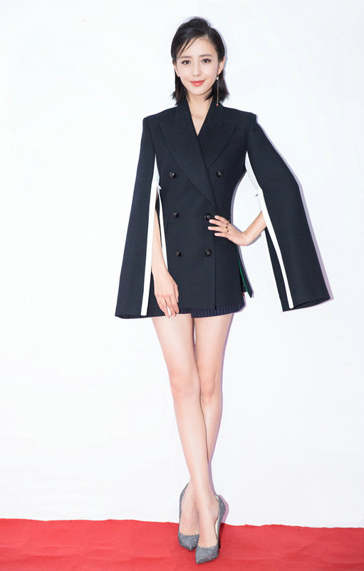 換季發(fā)愁穿什么？明星早春穿搭為你做示范