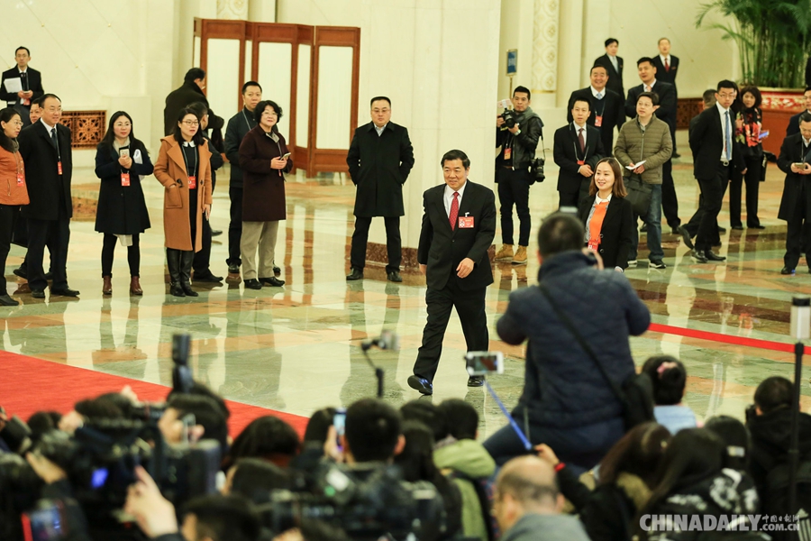 兩會(huì)上的“部長通道”