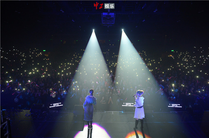 Twins美國演唱會圓滿落幕 國內巡演即將唱響