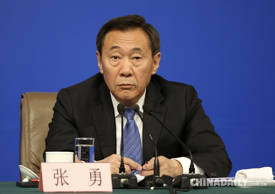 國家發改委主任何立峰等就“經濟社會發展與宏觀調控”答記者問