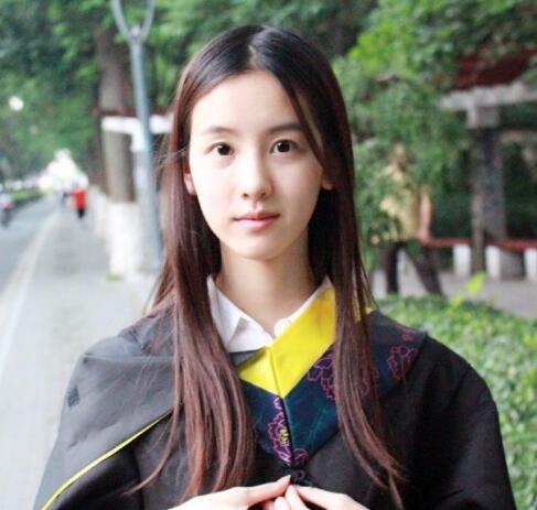 她是最美?；佒盗耗滩杳妹?因參加何炅的節(jié)目形象崩塌