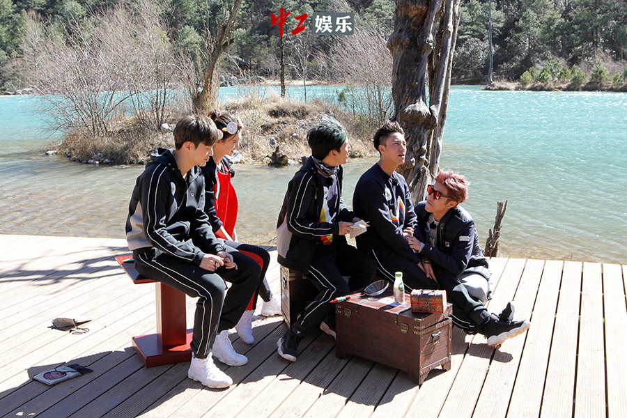 《二十四小時》吳磊麗江跑酷帥翻網友 陳坤開座談會聊人生