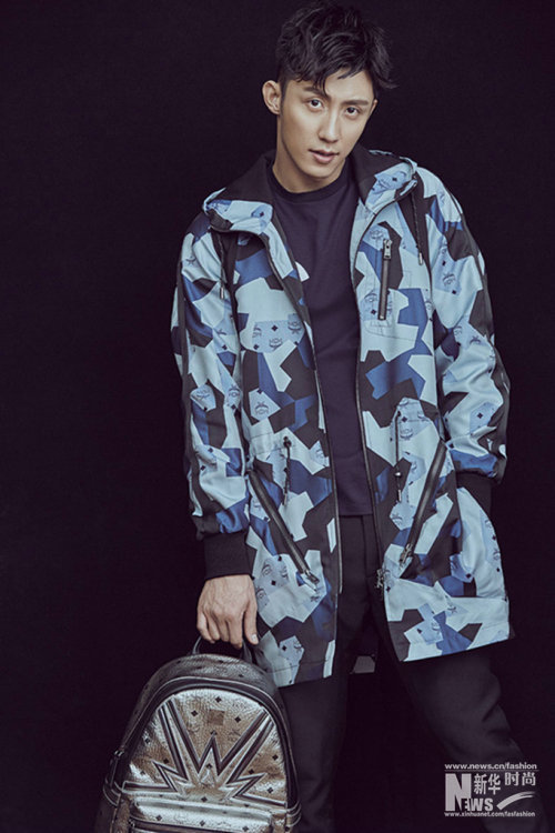 黃景瑜最新大片曝光 輕松玩轉多種穿搭風格